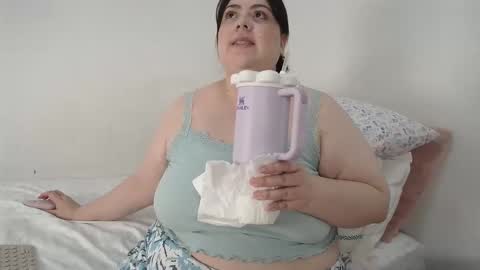 Snapshot of suzyitsstunning23 chatting on 20, 11, 2025 suzy online show from 20, 11, 2025