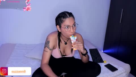 suzzann_rugg online show from 25, 2, 2026