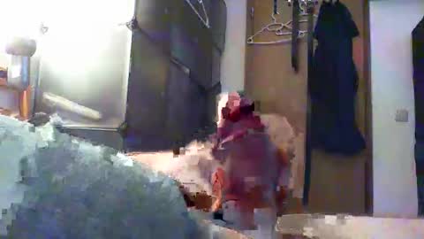 Snapshot of sven33755 chatting on 22, 12, 2025 sven33755 online show from 22, 12, 2025