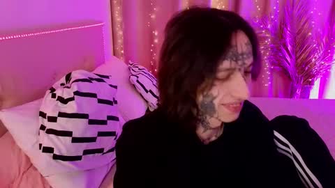 Snapshot of swagamee chatting on 25, 3, 2026 Eric online show from 25, 3, 2026