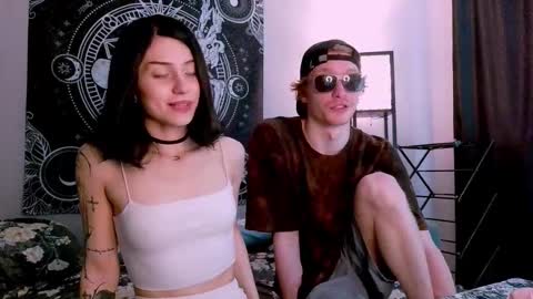 Snapshot of sweathome chatting on 24, 10, 2025 sweaties3 online show from 24, 10, 2025