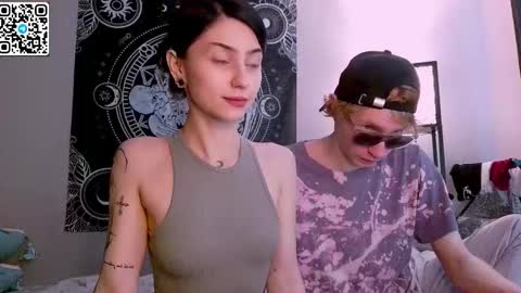 Snapshot of sweathome chatting on 27, 10, 2025 sweaties3 online show from 27, 10, 2025