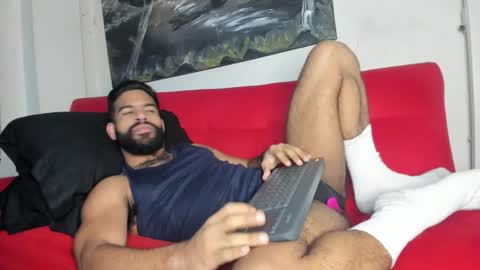 Snapshot of sweatyhairypig1 chatting on 25, 11, 2025 joel bliss online show from 25, 11, 2025