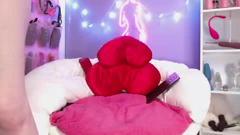 Snapshot of sweeeets85 chatting on 21, 11, 2025 sweeeets85 online show from 21, 11, 2025