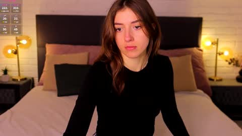 Snapshot of sweet__vikki chatting on 23, 2, 2026 sweet__vikki online show from 23, 2, 2026