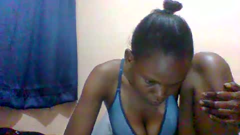 sweet_adora online show from 7, 2, 2025