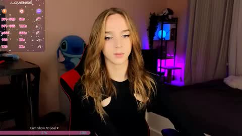 Snapshot of sweet_ali3s chatting on 19, 10, 2025 Call me Alis online show from 19, 10, 2025