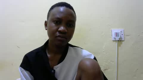 Snapshot of sweet_amor254 chatting on 26, 11, 2025 Silvia online show from 26, 11, 2025