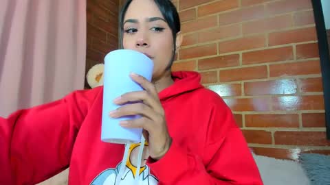 Stephanie online show from 22, 2, 2025