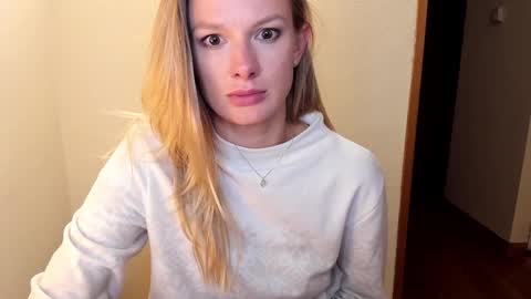 Snapshot of sweet_angel_a chatting on 26, 10, 2025 Ann - your sweet girl online show from 26, 10, 2025