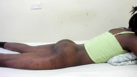 sweet_arya1 online show from 17, 11, 2025