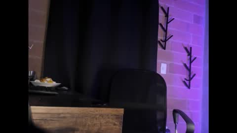 sweet_astra_goddess online show from 3, 10, 2025