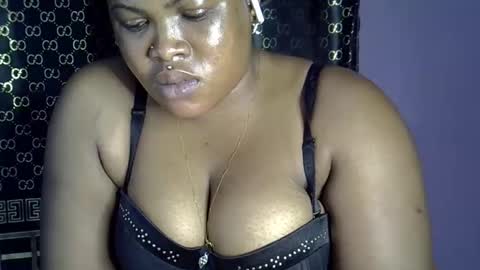 Snapshot of sweet_baby06 chatting on 24, 10, 2025 baby girl online show from 24, 10, 2025