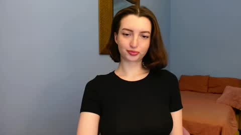 Snapshot of sweet_baby_miranda_ chatting on 5, 12, 2024 Miranda online show from 5, 12, 2024