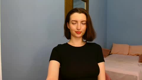 Snapshot of sweet_baby_miranda_ chatting on 16, 12, 2024 Miranda online show from 16, 12, 2024