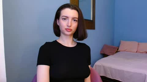 Snapshot of sweet_baby_miranda_ chatting on 16, 12, 2024 Miranda online show from 16, 12, 2024