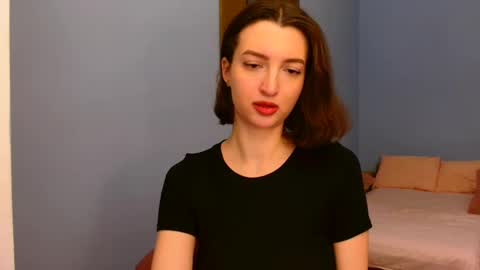 Snapshot of sweet_baby_miranda_ chatting on 19, 12, 2024 Miranda online show from 19, 12, 2024