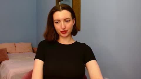 Snapshot of sweet_baby_miranda_ chatting on 20, 12, 2024 Miranda online show from 20, 12, 2024