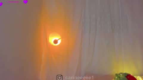 Snapshot of sweet_carine chatting on 9, 10, 2025 camil online show from 9, 10, 2025