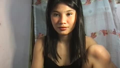 Snapshot of sweet_chantalle chatting on 9, 3, 2025 sweet_chantalle online show from 9, 3, 2025