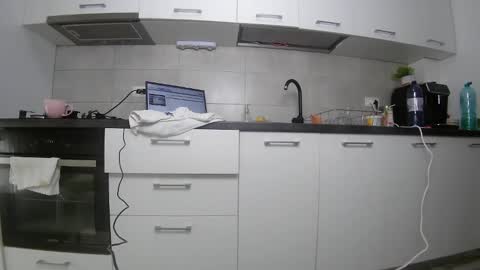 Snapshot of sweet_ella chatting on 12, 3, 2025 online show from 12, 3, 2025