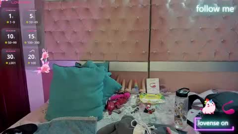  emmili  online show from 26, 2, 2026