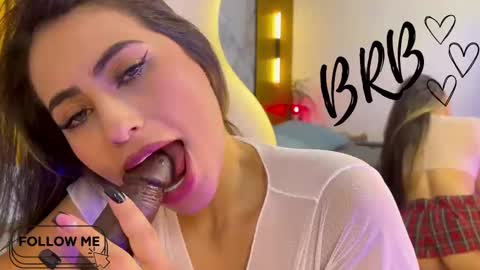 sweet_flame_ online show from 11, 9, 2025