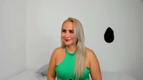 Snapshot of sweet_flower_yb chatting on 19, 3, 2026 sweet_flower_yb online show from 19, 3, 2026