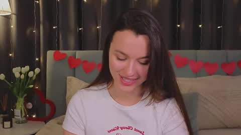 Snapshot of sweet_haeven chatting on 16, 2, 2025 Im Mia.LOVELY PATTERNS 100 120 160 200 my toy buzzes from 2 tip online show from 16, 2, 2025