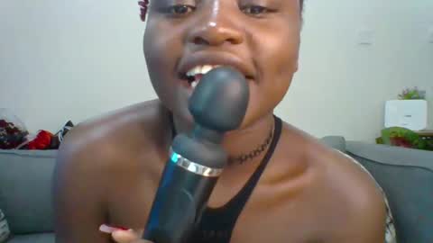 ESTHER NEEMA online show from 6, 3, 2025