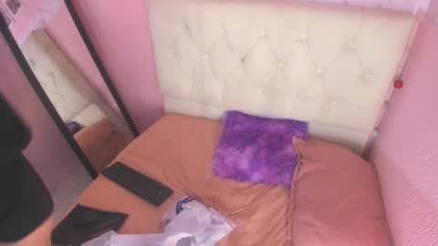 Snapshot of sweet_katty23 chatting on 7, 10, 2025 katty online show from 7, 10, 2025