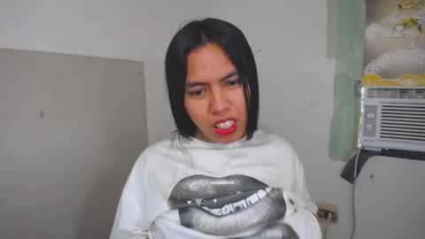 sweet_kyline69 online show from 29, 10, 2025