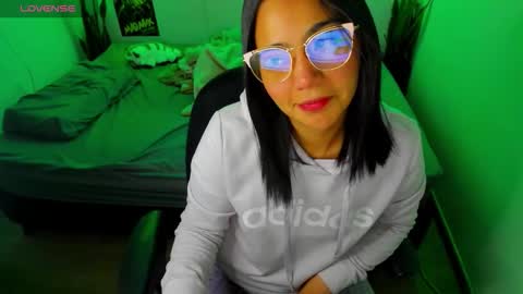 Lina online show from 12, 2, 2026