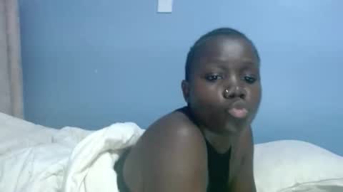 sweet_melodiyy online show from 10, 11, 2025