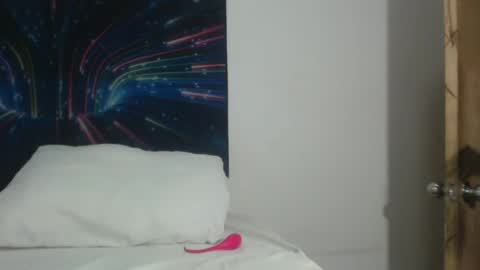 sweet_miamia online show from 22, 9, 2025