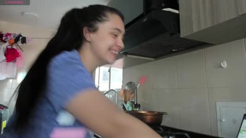 Mia Johns online show from 22, 1, 2025