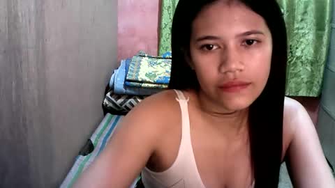 sweet_milkshake2004 online show from 19, 10, 2025