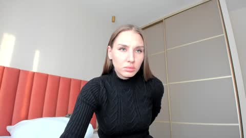 Snapshot of sweet_miss381 chatting on 23, 12, 2024 Sofi online show from 23, 12, 2024