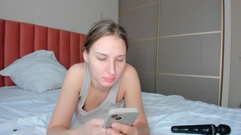 Snapshot of sweet_miss381 chatting on 5, 1, 2025 Sofi online show from 5, 1, 2025