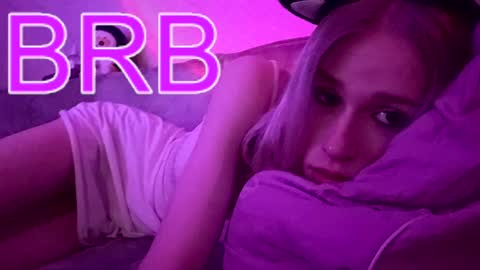 sweet_mol1y online show from 17, 11, 2025