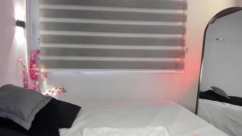 Sweet Obsession online show from 16, 10, 2025