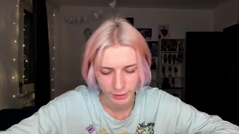 kira online show from 5, 11, 2025