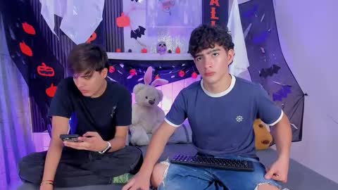 Snapshot of sweet_petter chatting on 26, 10, 2025 Petter online show from 26, 10, 2025