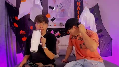 Snapshot of sweet_petter chatting on 27, 10, 2025 Petter online show from 27, 10, 2025