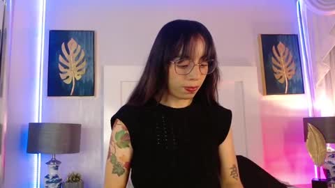   online show from 24, 9, 2025