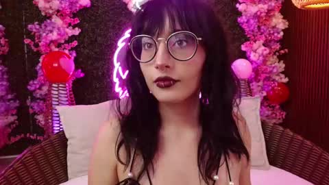 Snapshot of sweet_roxanee chatting on 18, 2, 2026 Roxanee online show from 18, 2, 2026