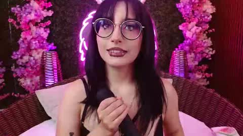 Snapshot of sweet_roxanee chatting on 22, 2, 2026 Roxanee online show from 22, 2, 2026