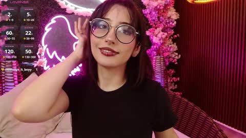 Snapshot of sweet_roxanee chatting on 29, 3, 2026 Roxanee online show from 29, 3, 2026