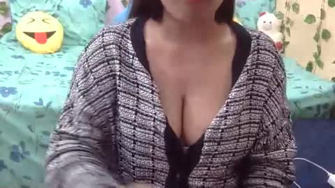 sweet_shivani online show from 4, 12, 2024