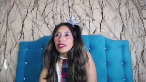 Adriana online show from 4, 1, 2025